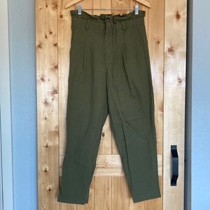 EUC 7 For All Mankind Paper Bag Womens Pants Medium Olive Green High Waist Seven